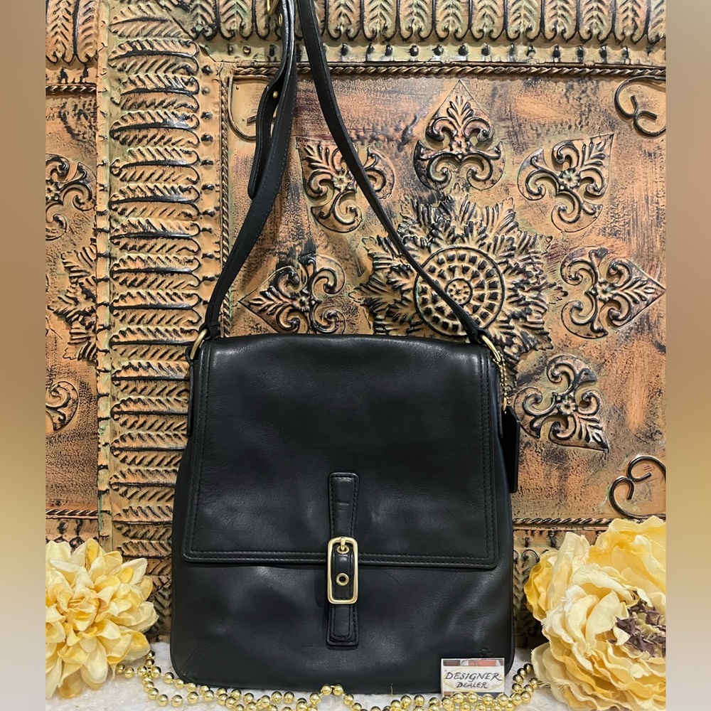 Authentic COACH Legacy Slim Leather Flap Crossbody 9592 EUC!